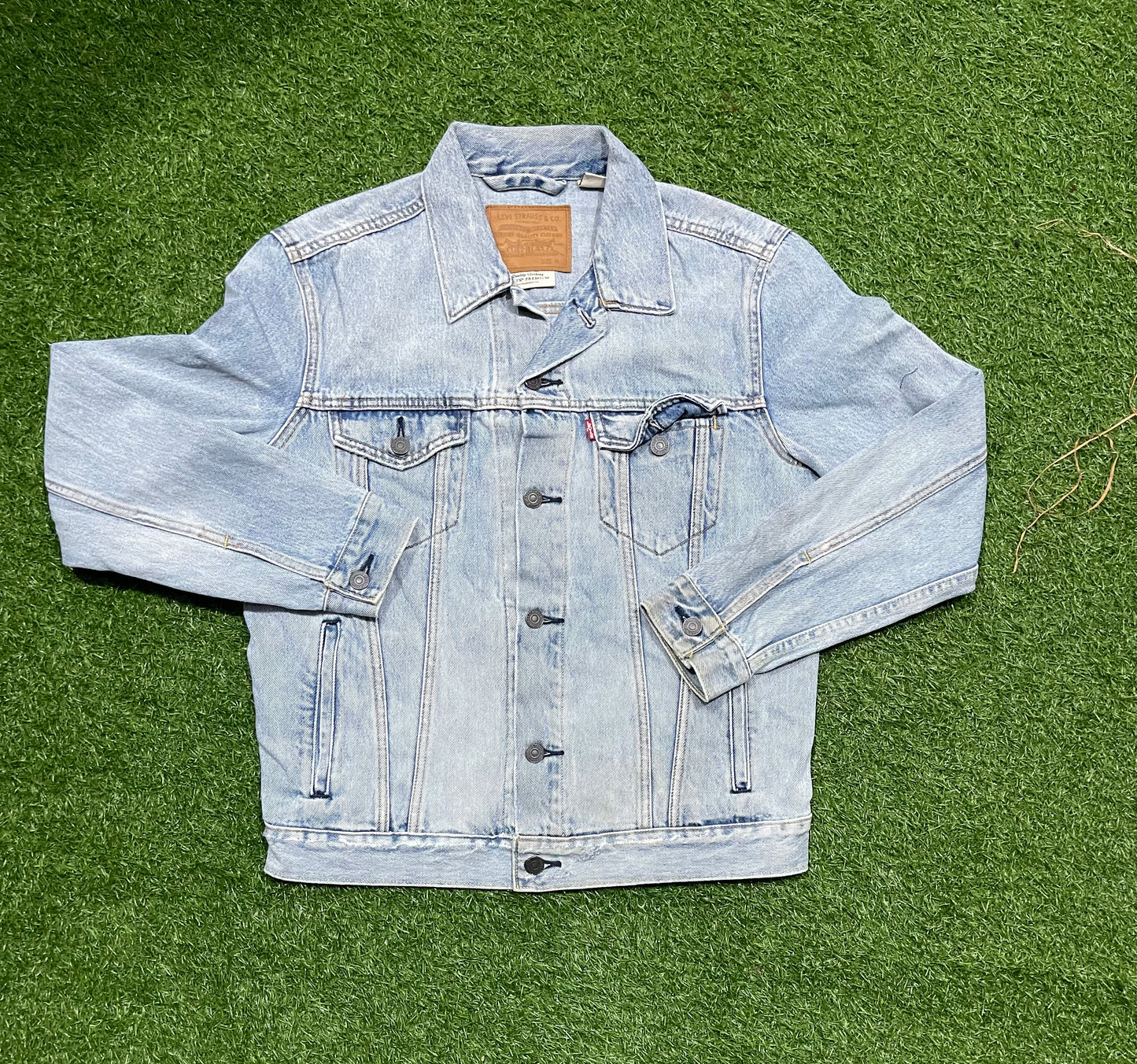 MIX-BRAND DENIM JACKET 30 PIECES GRADE A/B